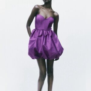 Zara purple mini strapless dress. Size XS. Voluminous. Like new